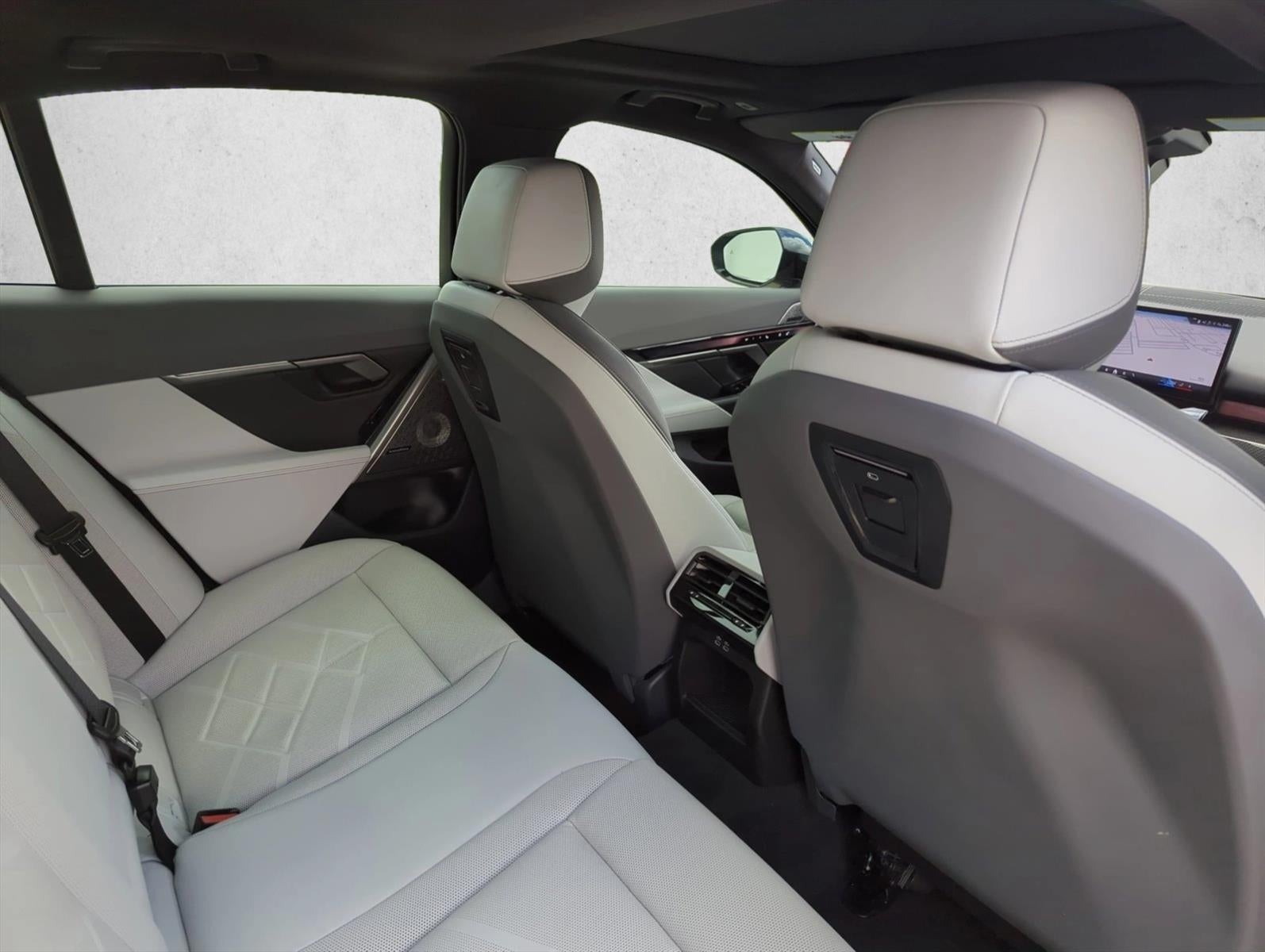 2026 BMW 540i xDrive Sedan