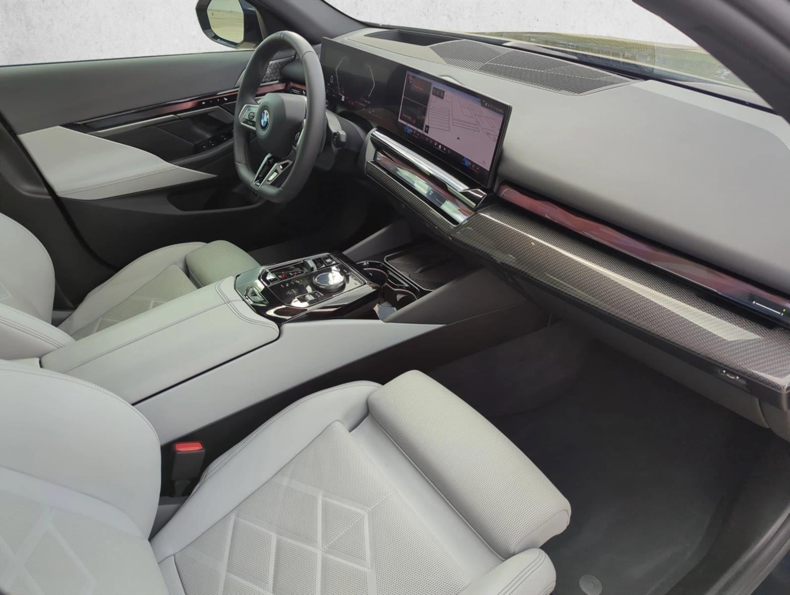 2026 BMW 540i xDrive Sedan