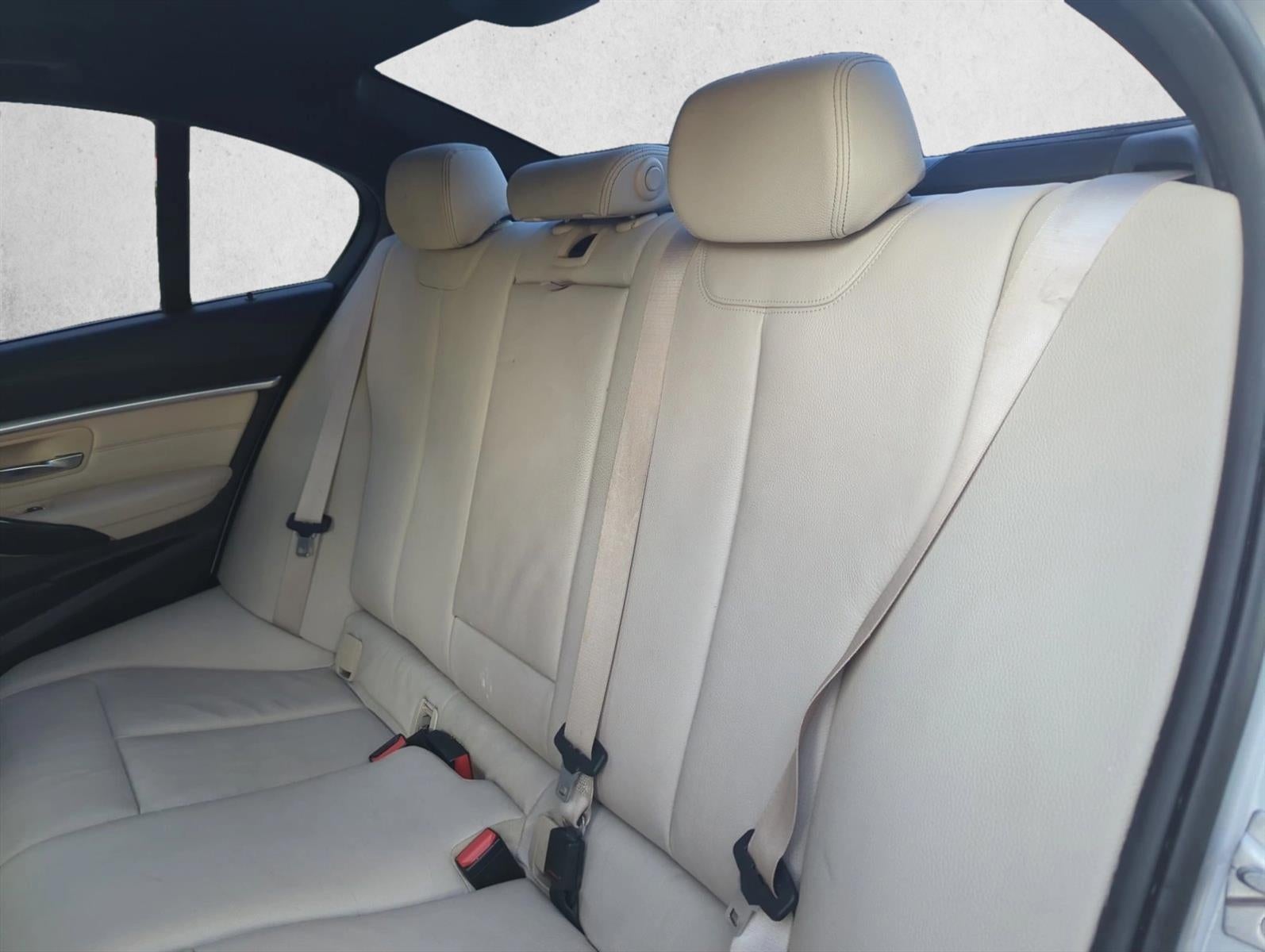 2017 BMW 330e iPerformance Plug-In Hybrid