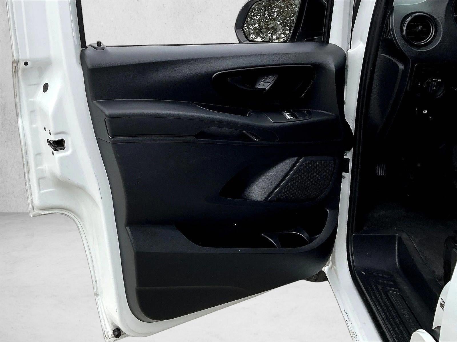 2020 Mercedes-Benz Metris Cargo Van Standard Roof 126" Wheelbase