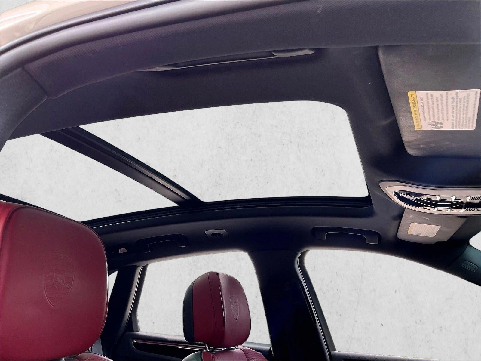 2024 Porsche Macan T AWD