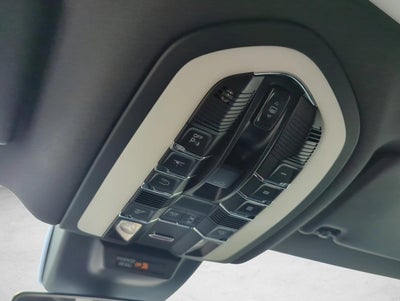 2021 Porsche Macan AWD