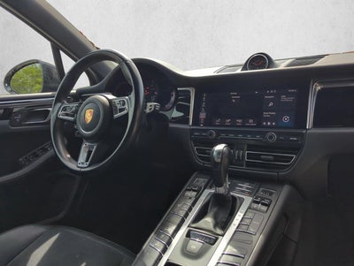 2021 Porsche Macan AWD