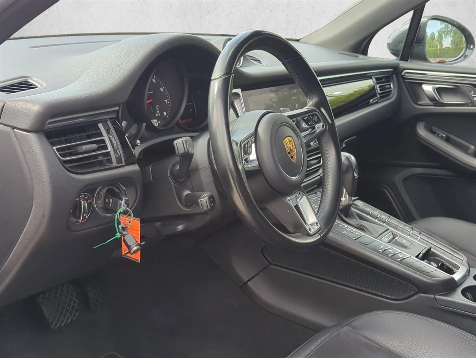 2021 Porsche Macan AWD