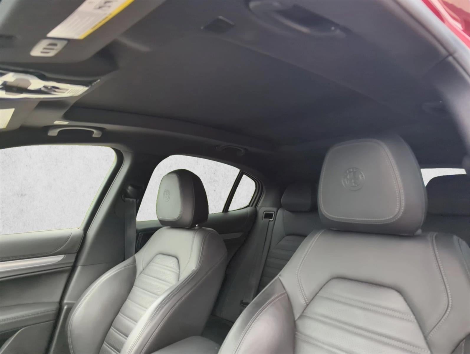 2023 Alfa Romeo Stelvio Veloce AWD
