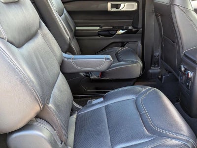 2023 Ford Explorer ST 4WD