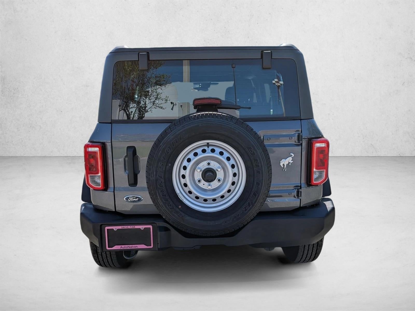 2025 Ford Bronco Base 4 Door 4x4