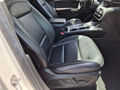 2023 Ford Explorer XLT RWD