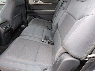 2025 Ford Explorer Active RWD