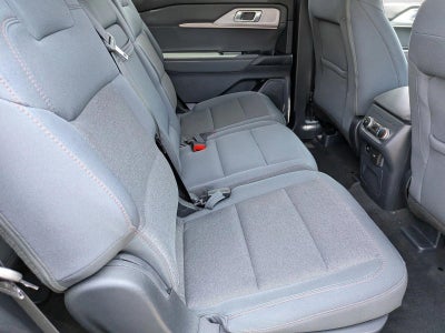 2025 Ford Explorer Active RWD