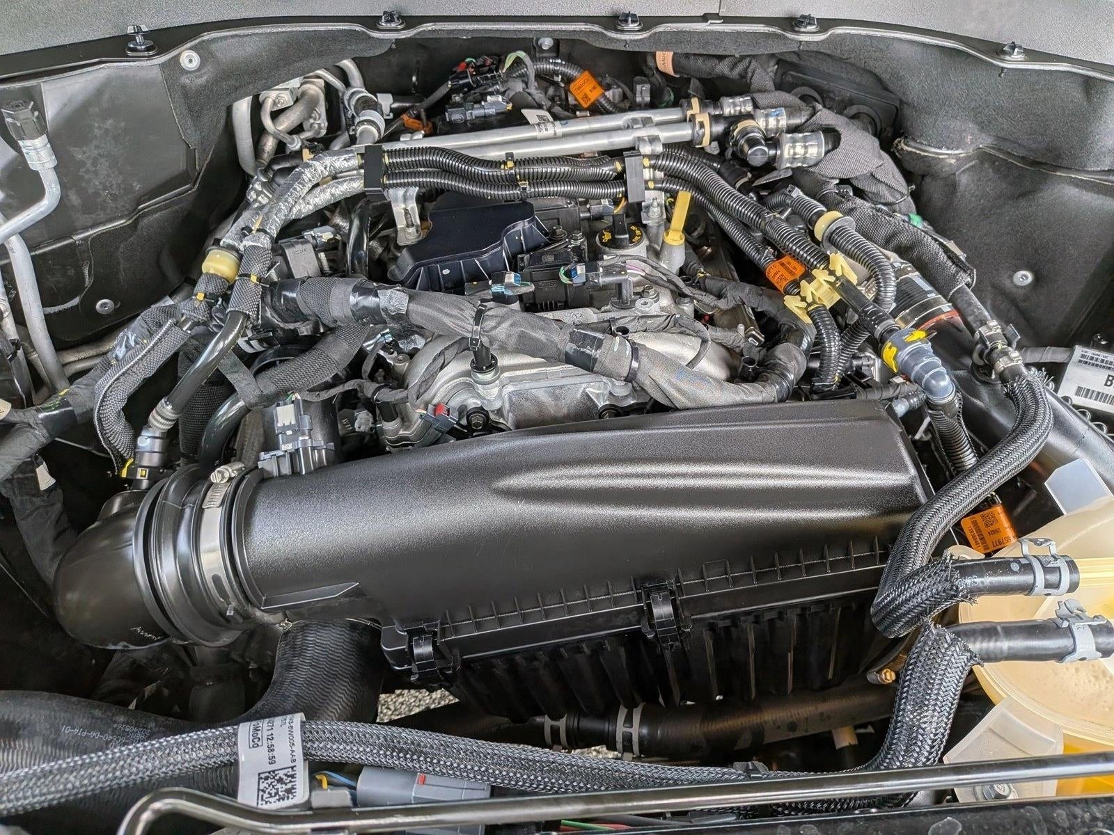 2025 Ford Explorer Active RWD