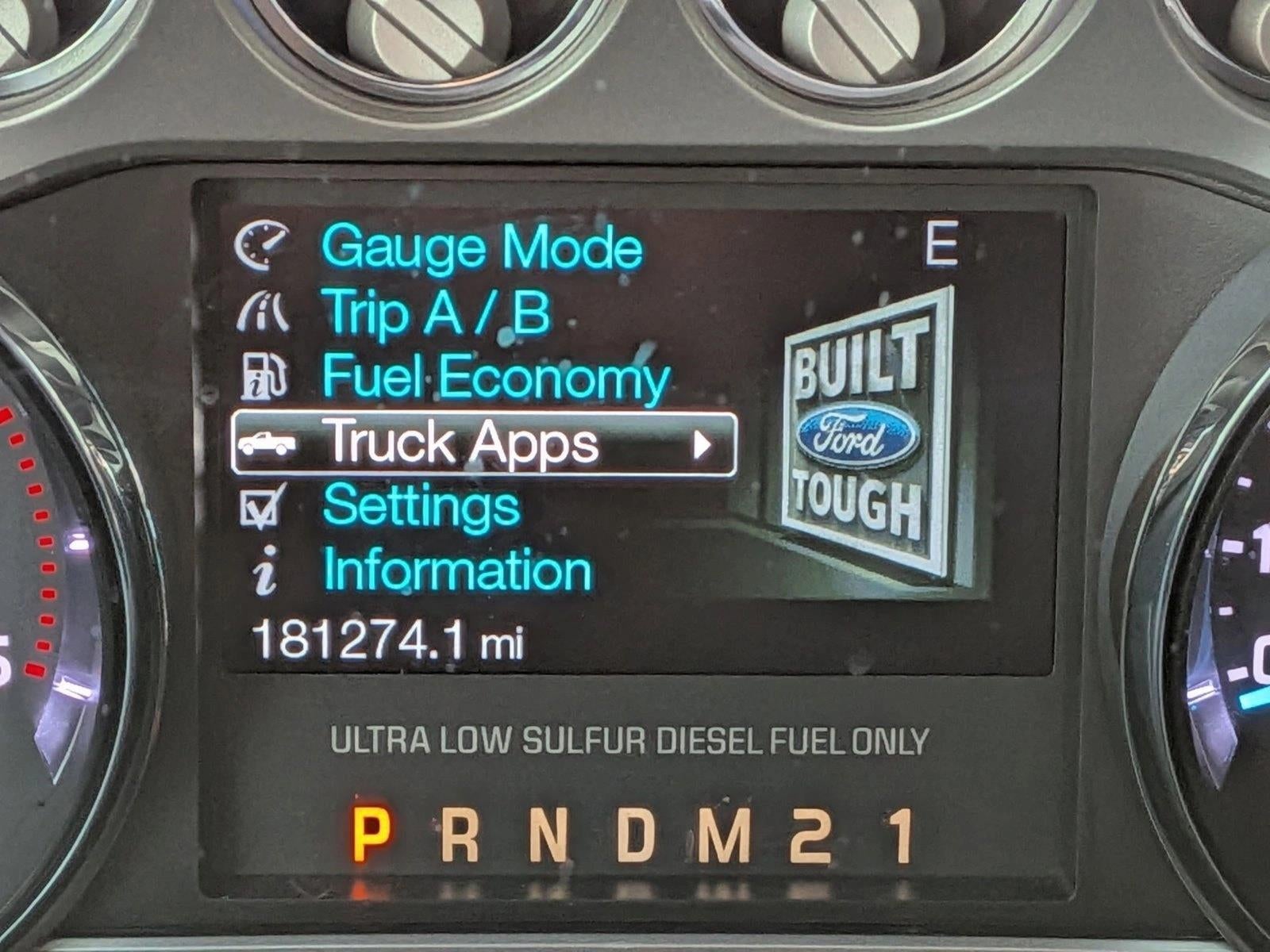 2014 Ford Super Duty F-250 SRW 4WD Crew Cab 6-3/4 Ft Box Lariat