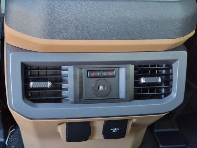 2024 Ford Super Duty F-250 SRW LARIAT 4WD Crew Cab 6.75' Box