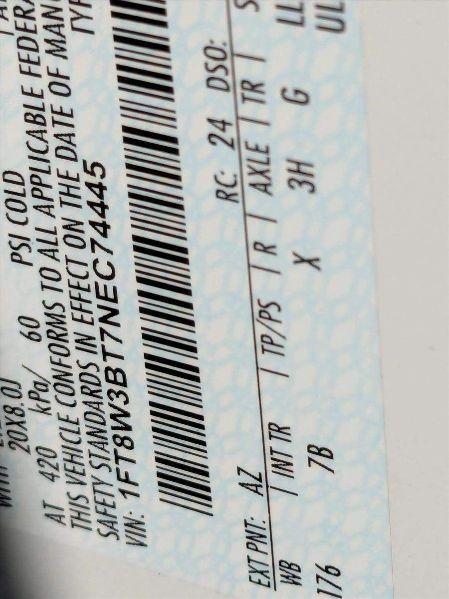 2022 Ford Super Duty F-350 SRW Platinum 4WD Crew Cab 6.75' Box