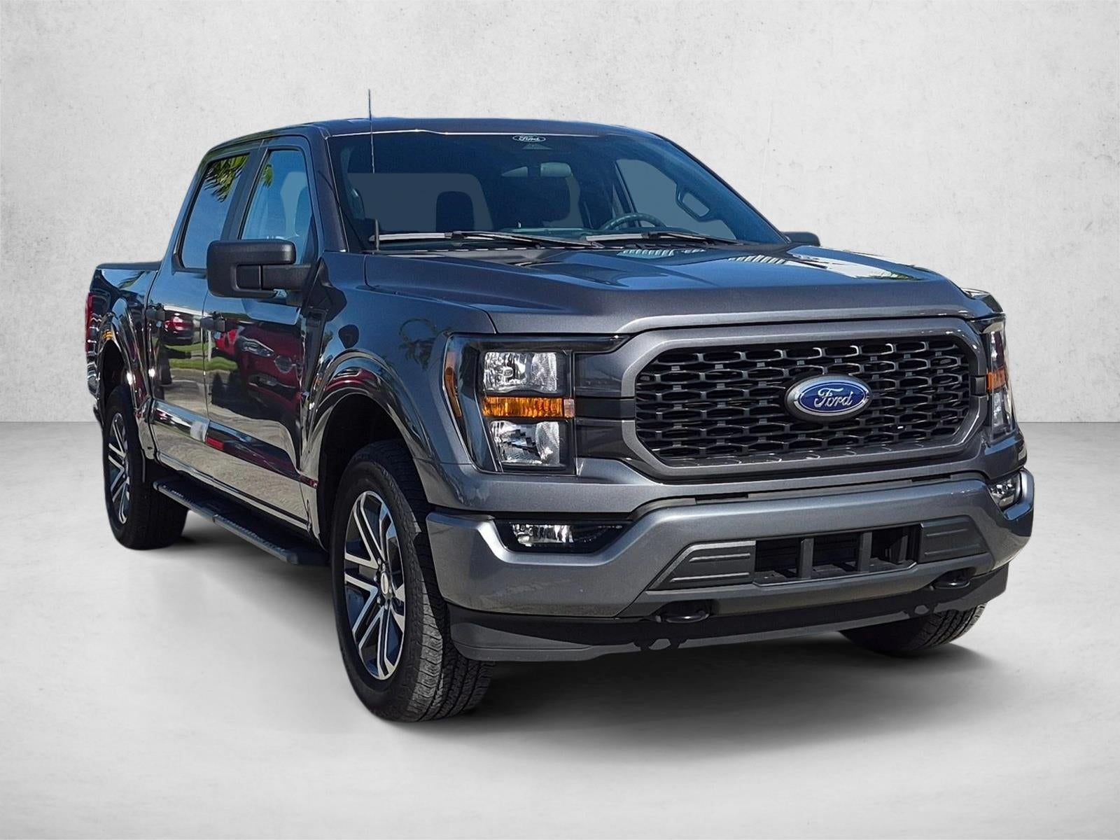 2023 Ford F-150 XL 4WD SuperCrew 5.5' Box