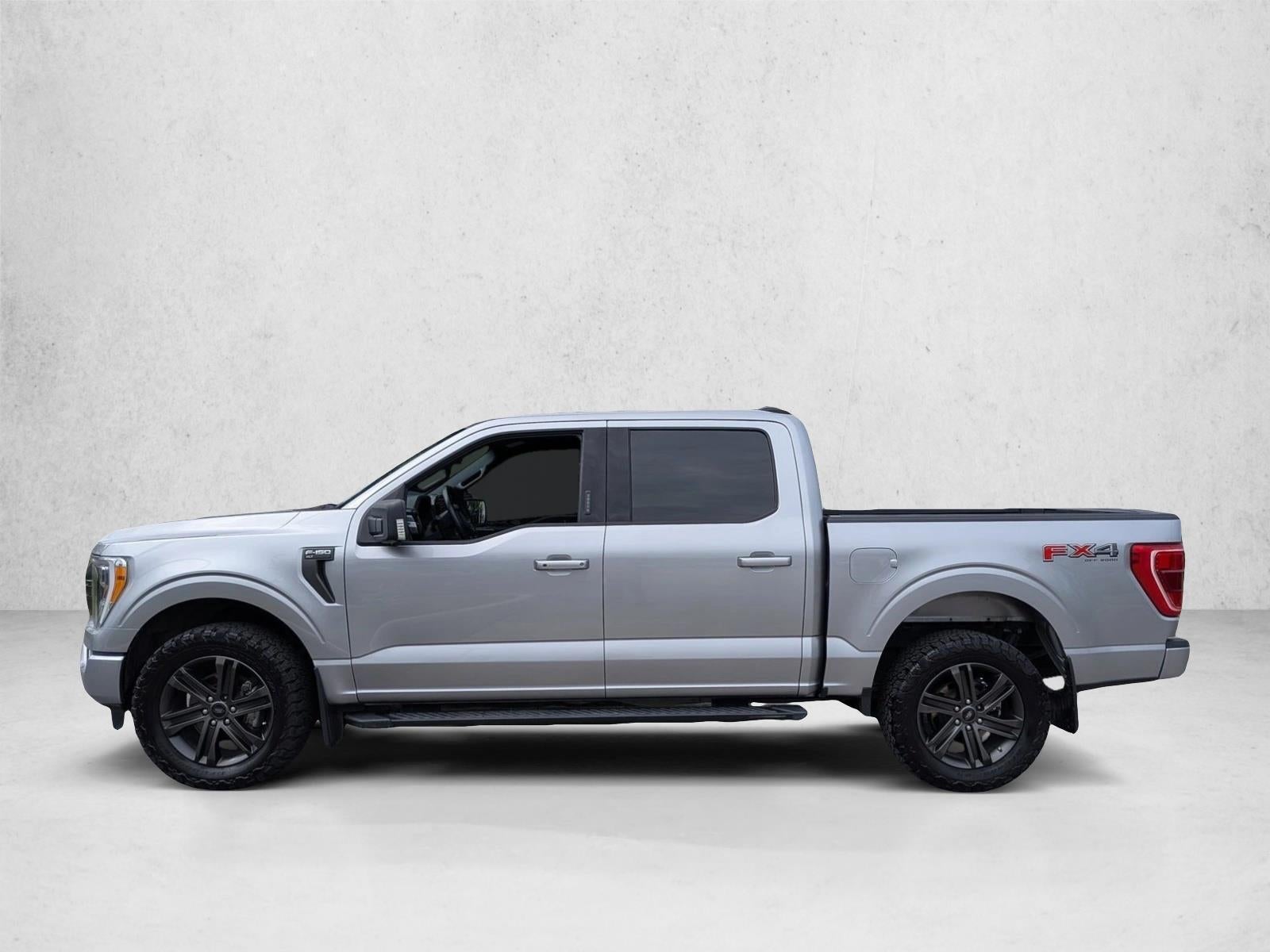2022 Ford F-150 XLT 4WD SuperCrew 5.5' Box