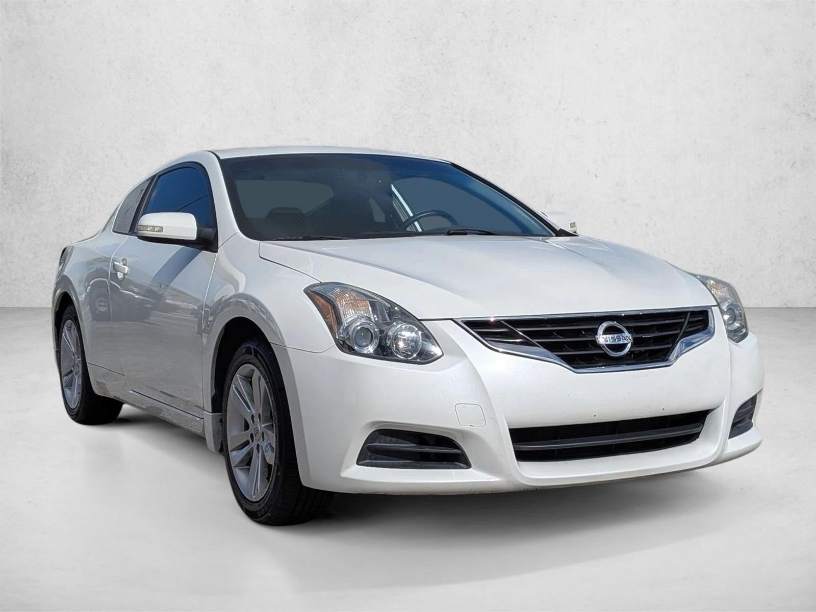2013 Nissan Altima 2dr Cpe I4 2.5 S