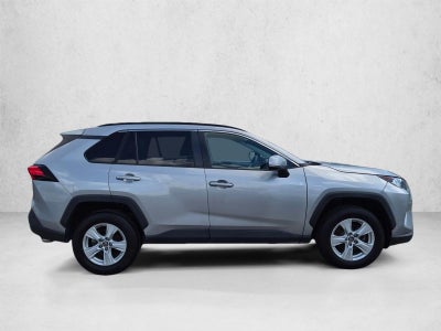 2019 Toyota RAV4 XLE FWD (GS)