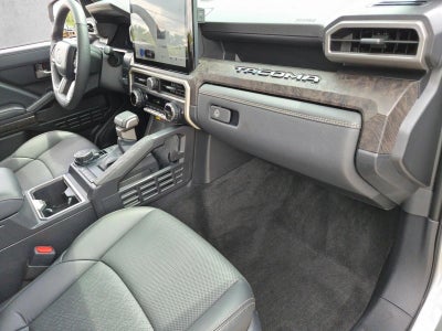 2024 Toyota Tacoma 4WD 4WD Limited Hybrid Double Cab 5' Bed AT (Natl)