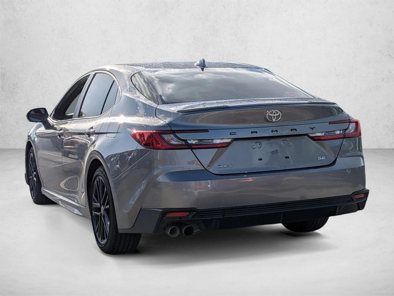 2025 Toyota Camry SE (SE)