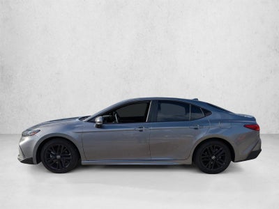 2025 Toyota Camry SE (SE)