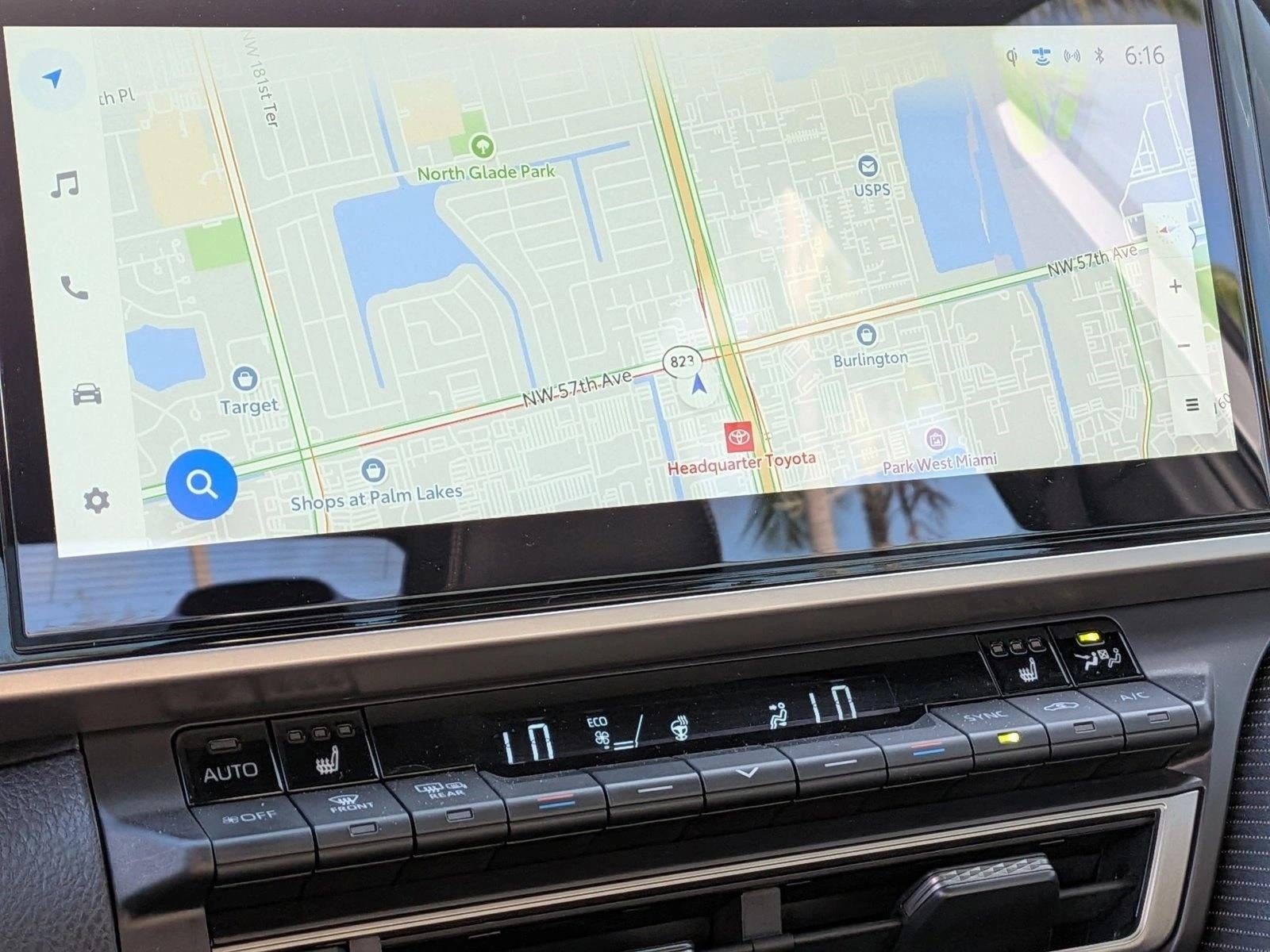 2025 Toyota Camry SE (SE)