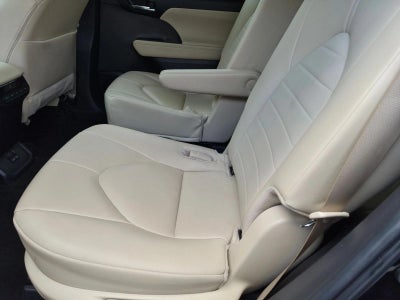 2024 Toyota Highlander XLE FWD (Natl)