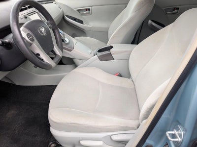 2015 Toyota Prius 5dr HB Two (SE)