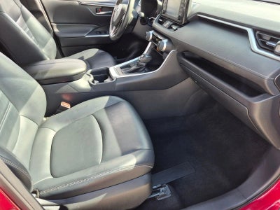 2019 Toyota RAV4 XLE Premium FWD (Natl)