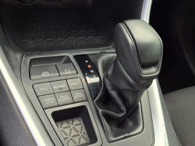 2020 Toyota RAV4 LE AWD (Natl)