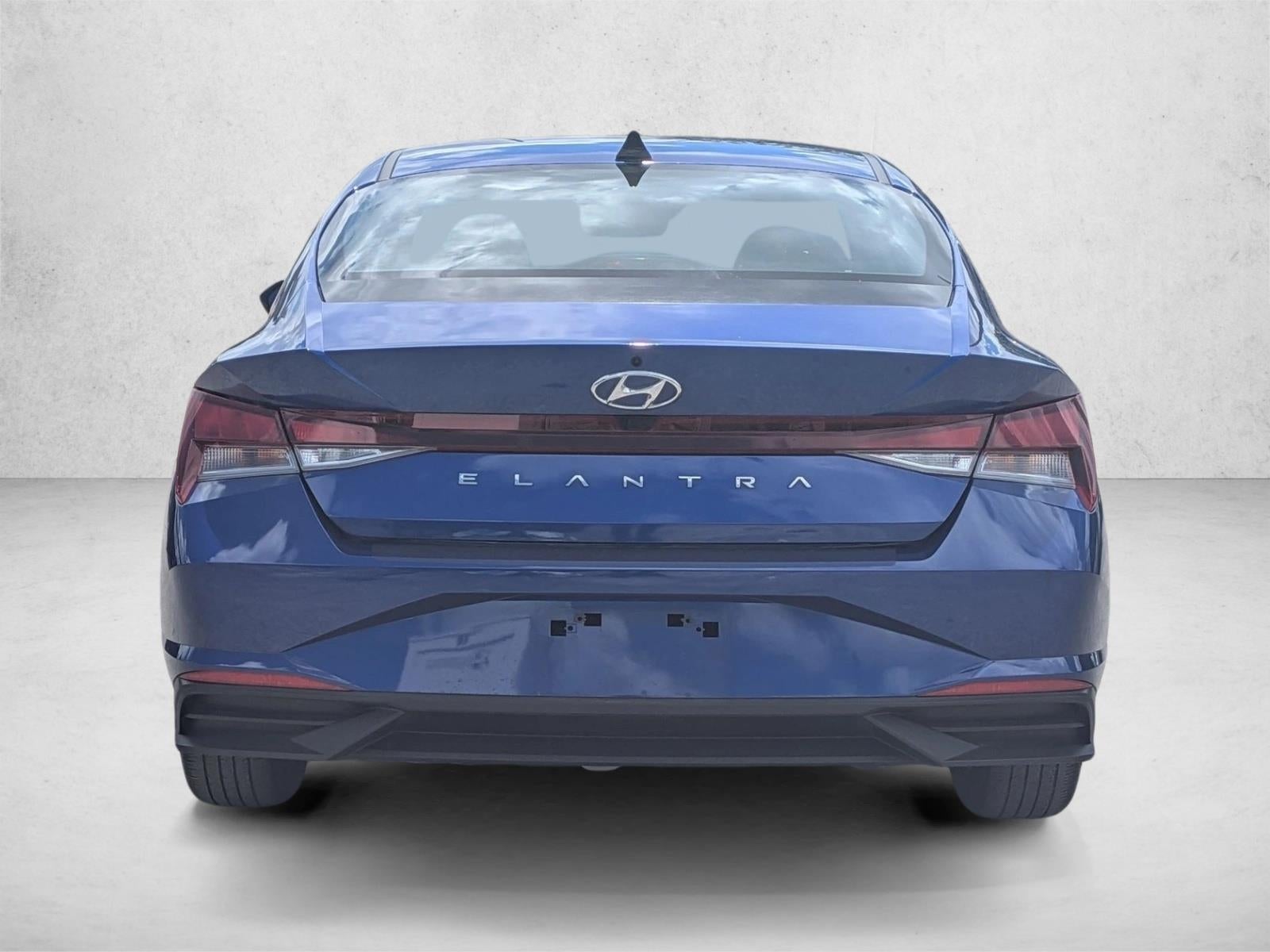 2022 Hyundai ELANTRA SEL IVT