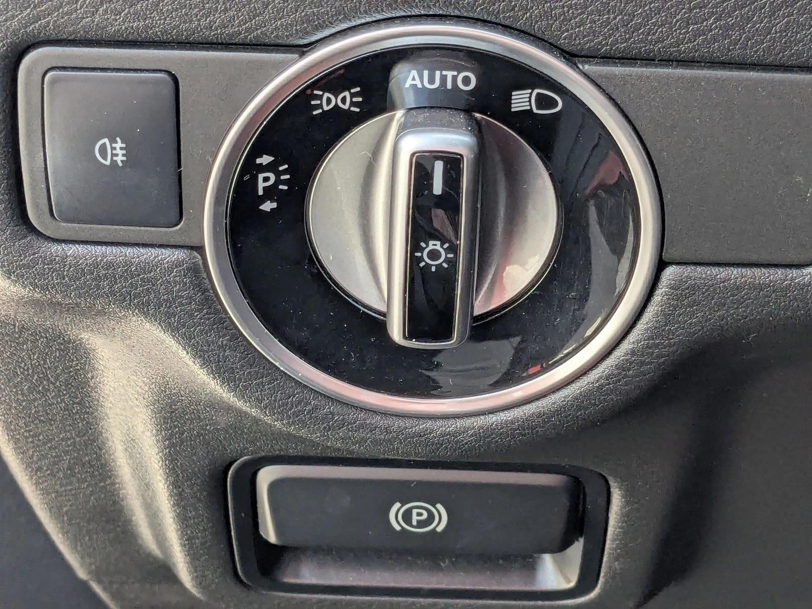 2019 INFINITI QX30 LUXE FWD