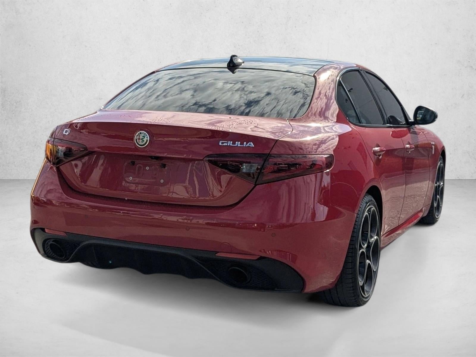 2023 Alfa Romeo Giulia Veloce RWD