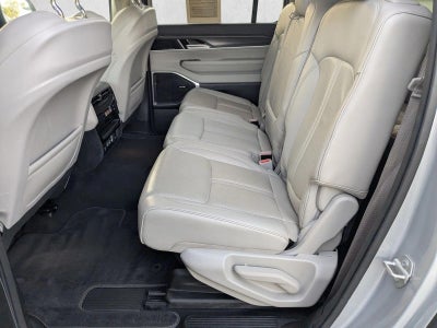 2024 Jeep Wagoneer L Series II 4x2 *Ltd Avail*