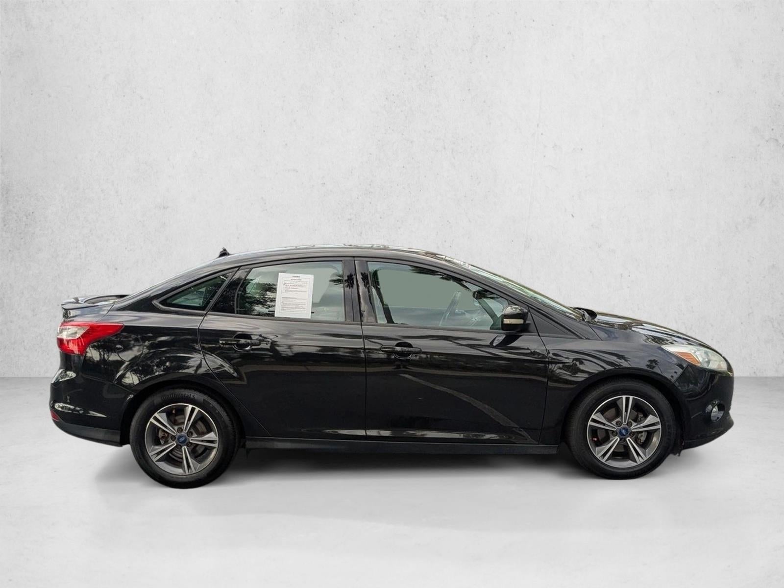 2014 Ford Focus 4dr Sdn SE