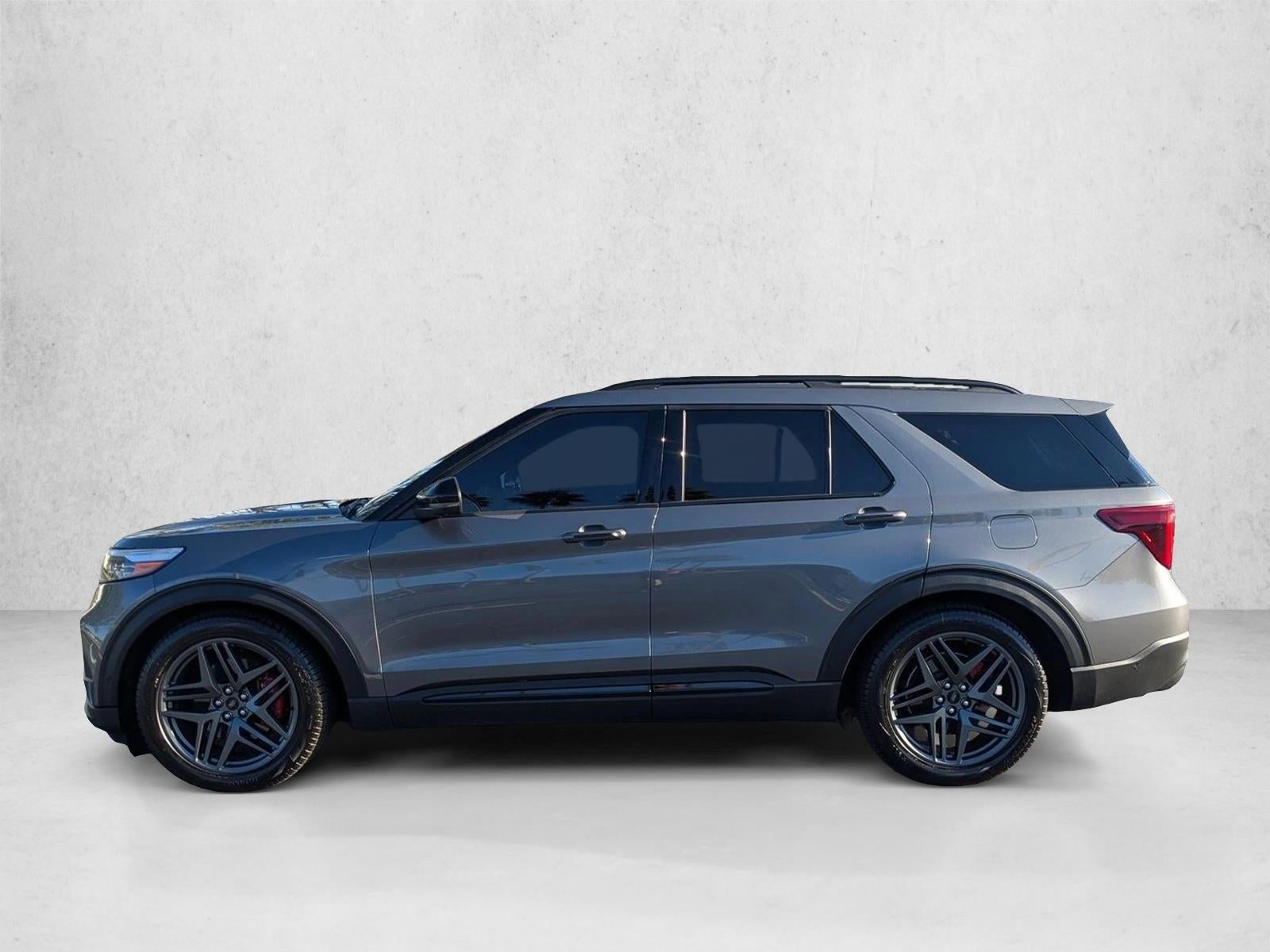 2022 Ford Explorer ST 4WD