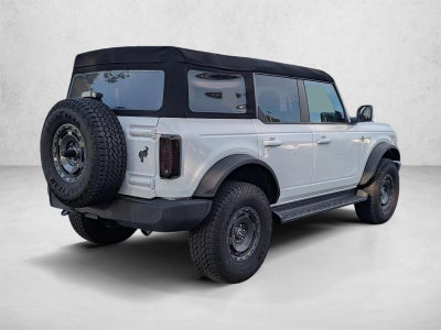 2025 Ford Bronco Outer Banks 4 Door 4x4