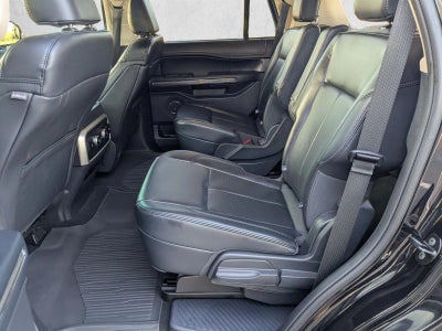 2024 Ford Expedition XLT 4x2
