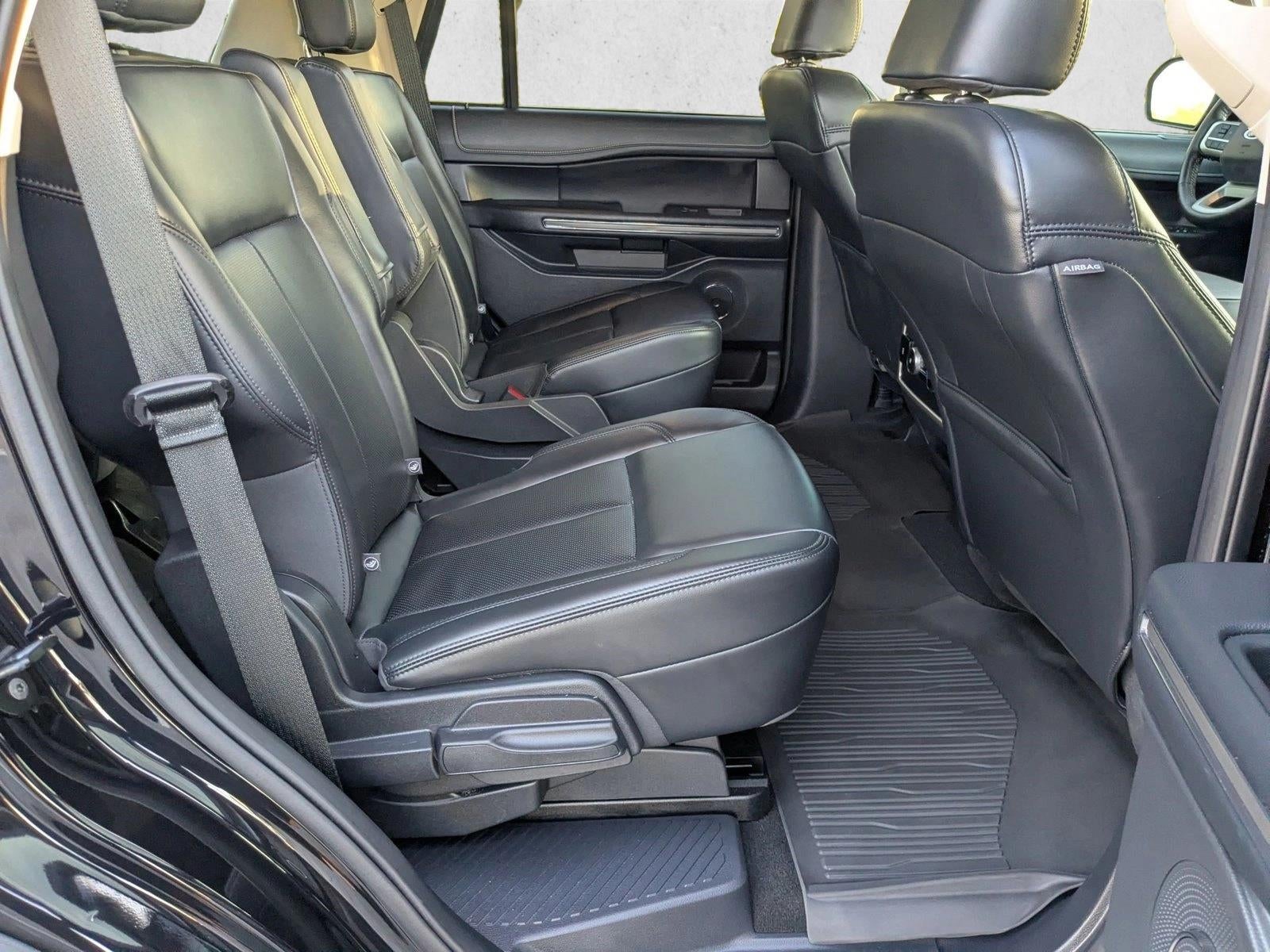 2024 Ford Expedition XLT 4x2
