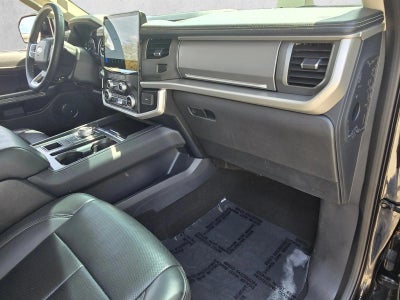 2024 Ford Expedition XLT 4x2
