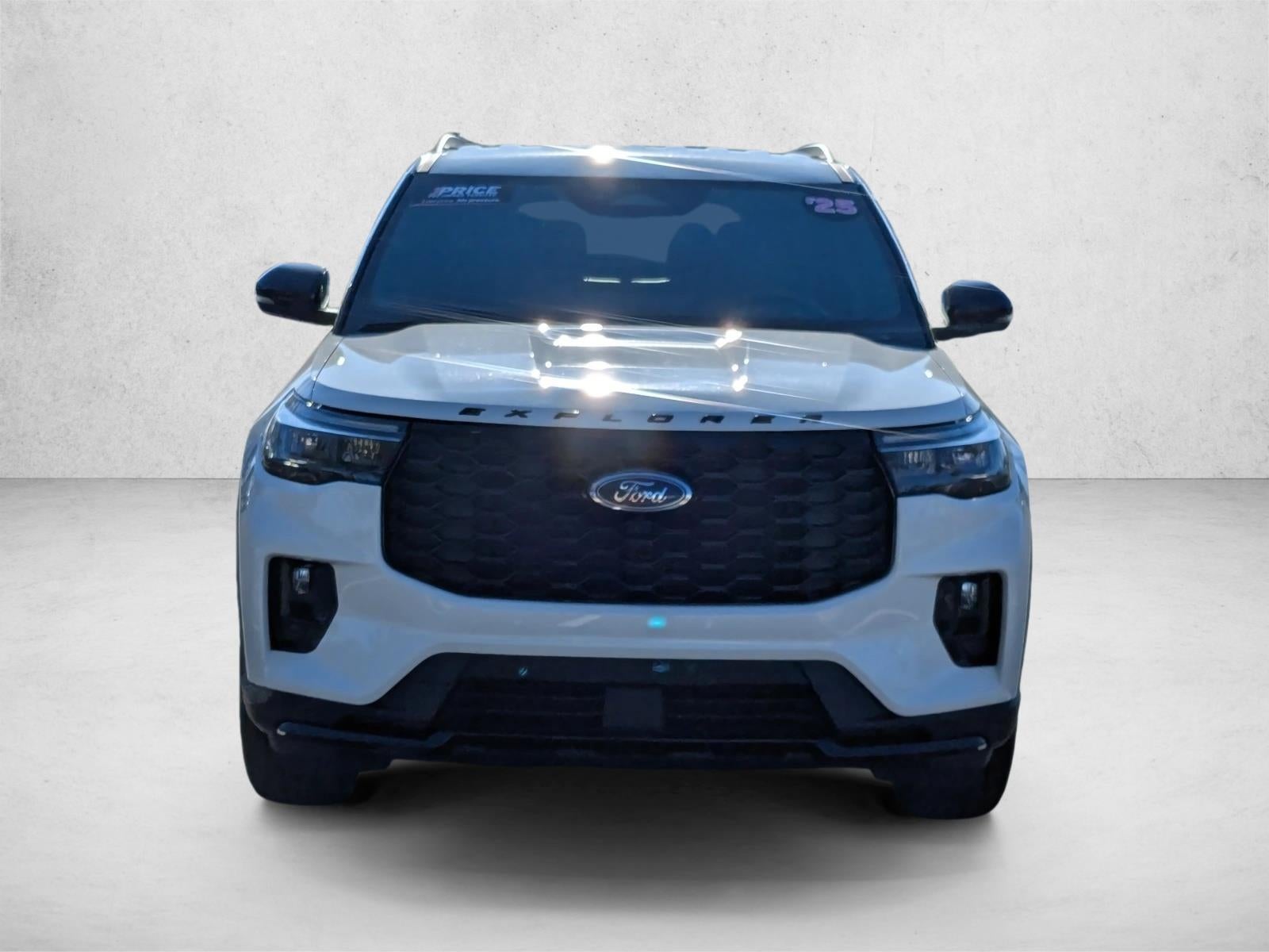 2025 Ford Explorer ST-Line 4WD
