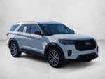 2025 Ford Explorer ST-Line 4WD