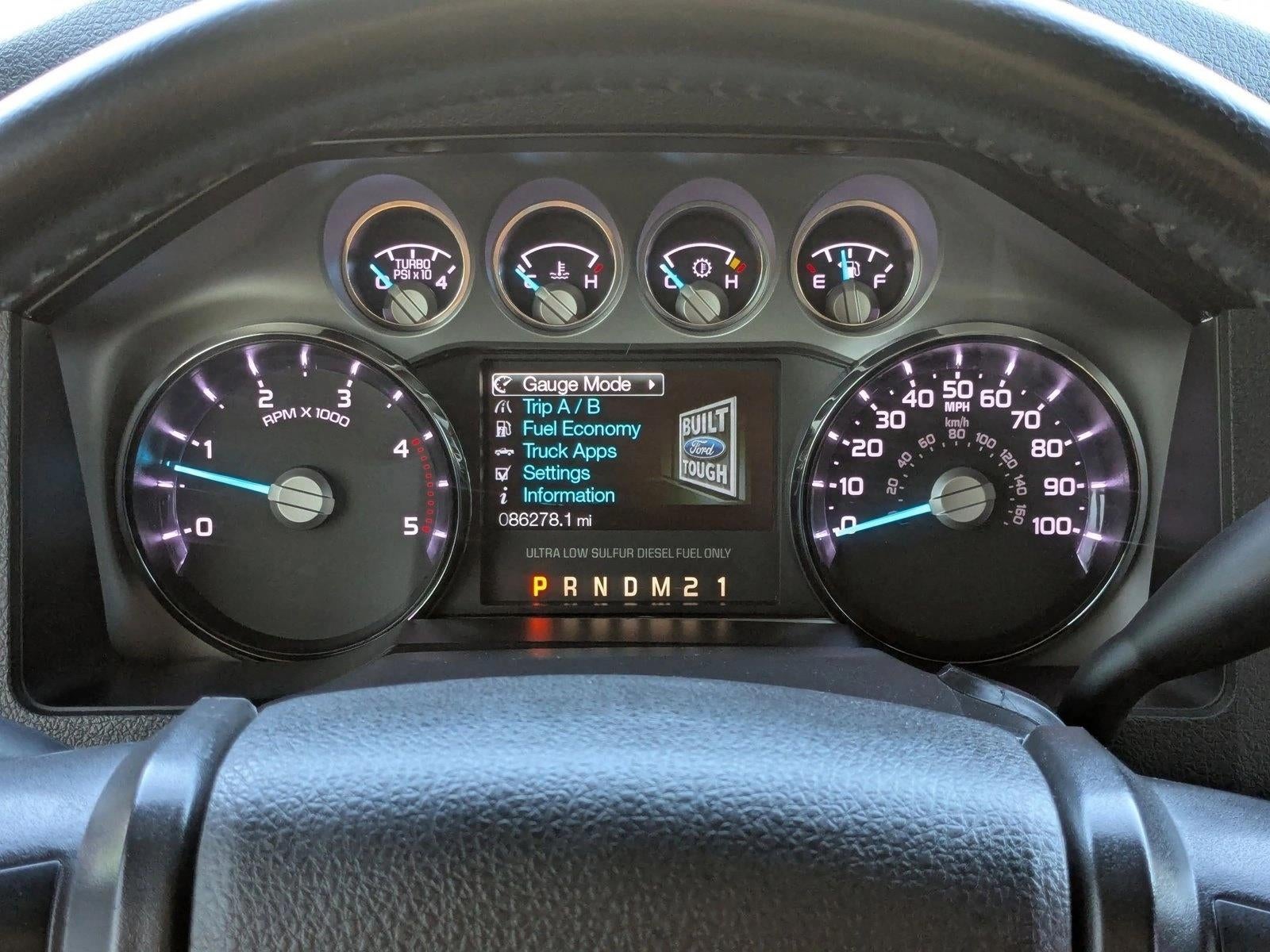 2016 Ford Super Duty F-250 SRW 4WD Crew Cab 6-3/4 Ft Box Lariat