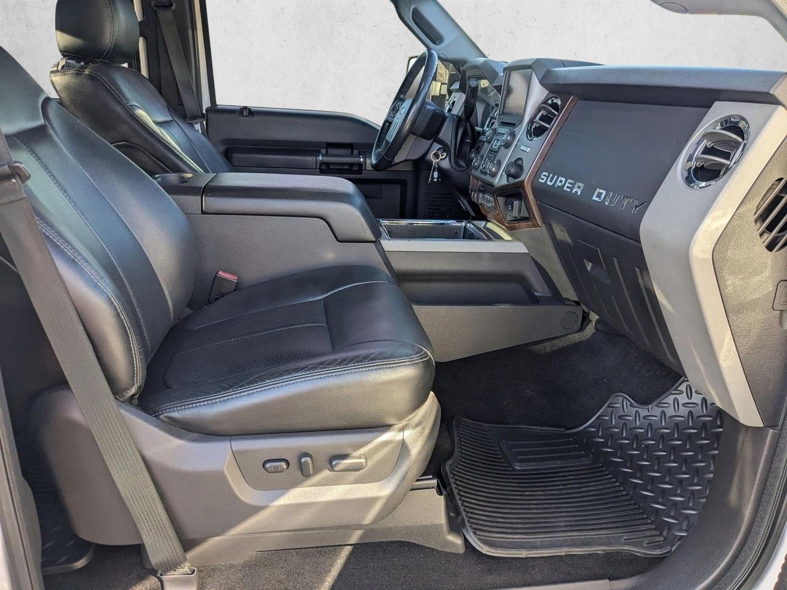 2016 Ford Super Duty F-250 SRW 4WD Crew Cab 6-3/4 Ft Box Lariat