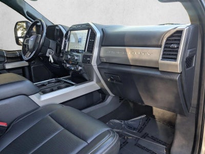 2022 Ford Super Duty F-250 SRW LARIAT 4WD Crew Cab 6.75' Box