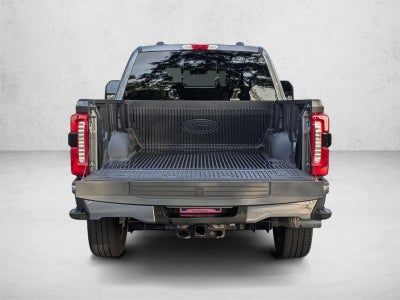 2023 Ford Super Duty F-250 SRW LARIAT 4WD Crew Cab 6.75' Box