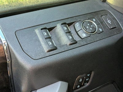 2022 Ford Super Duty F-350 SRW LARIAT 4WD Crew Cab 6.75' Box