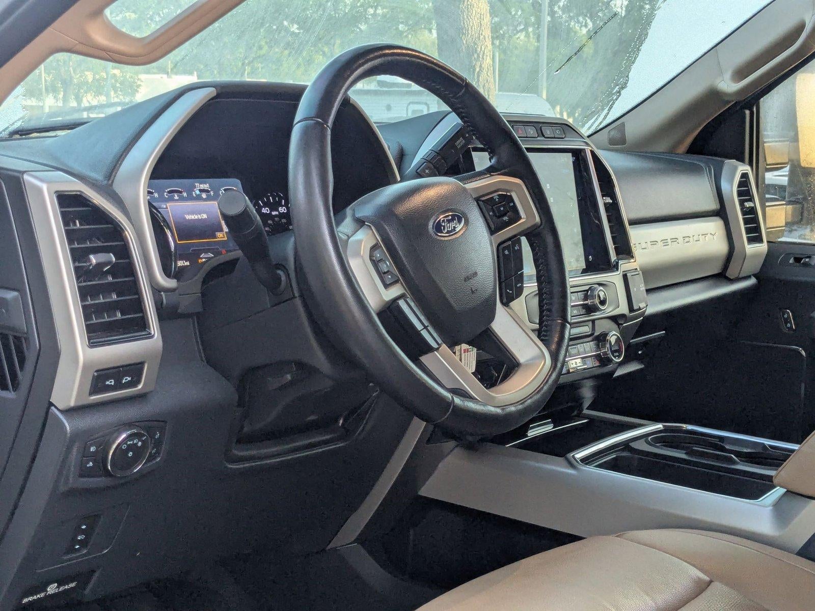 2022 Ford Super Duty F-350 SRW LARIAT 4WD Crew Cab 6.75' Box