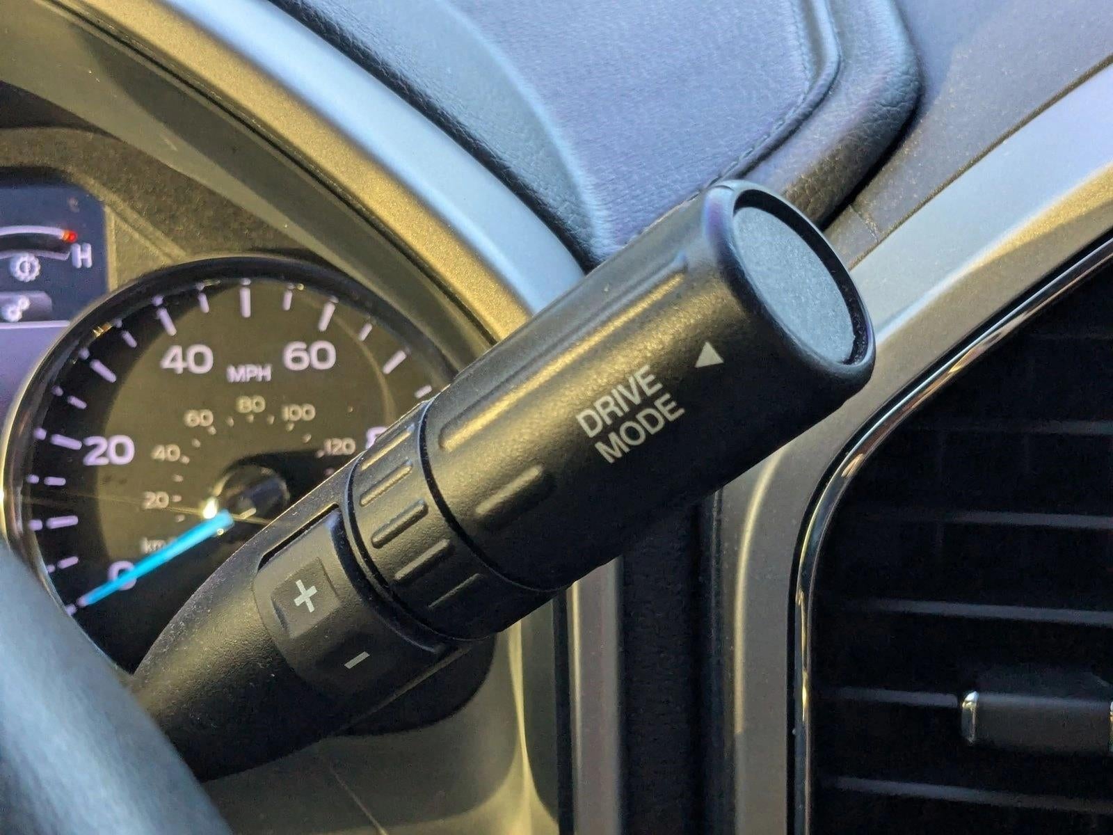 2022 Ford Super Duty F-350 SRW LARIAT 4WD Crew Cab 6.75' Box