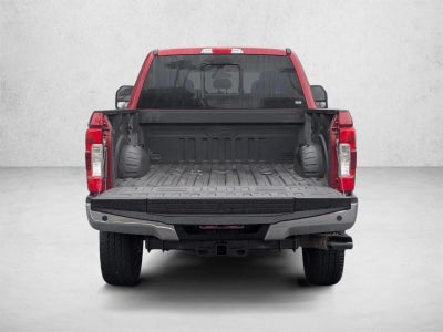 2018 Ford Super Duty F-350 SRW LARIAT 4WD Crew Cab 6.75' Box